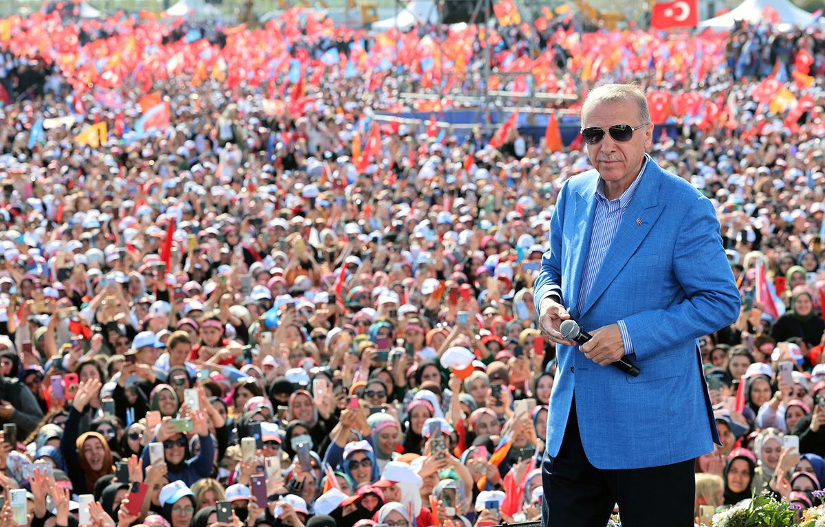 Turkish President Erdogan holds election rally in Istanbul