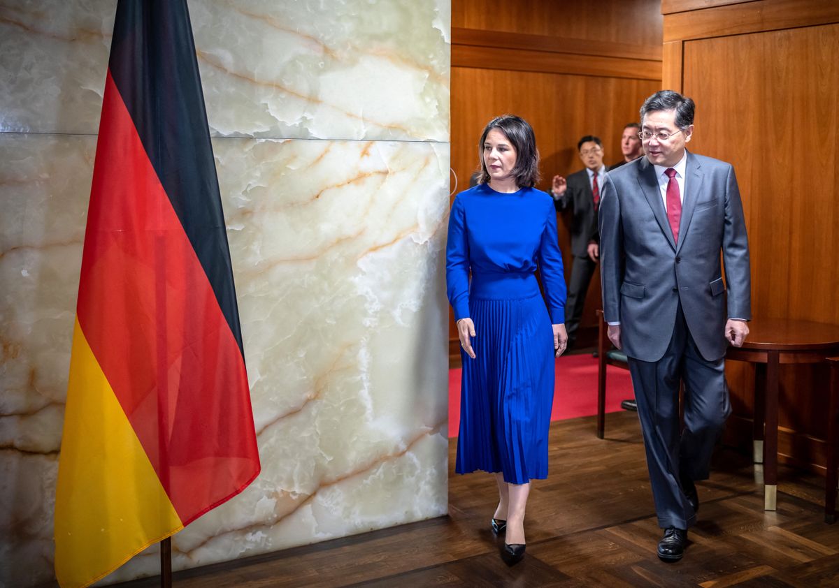 Baerbock meets Chinese foreign minister