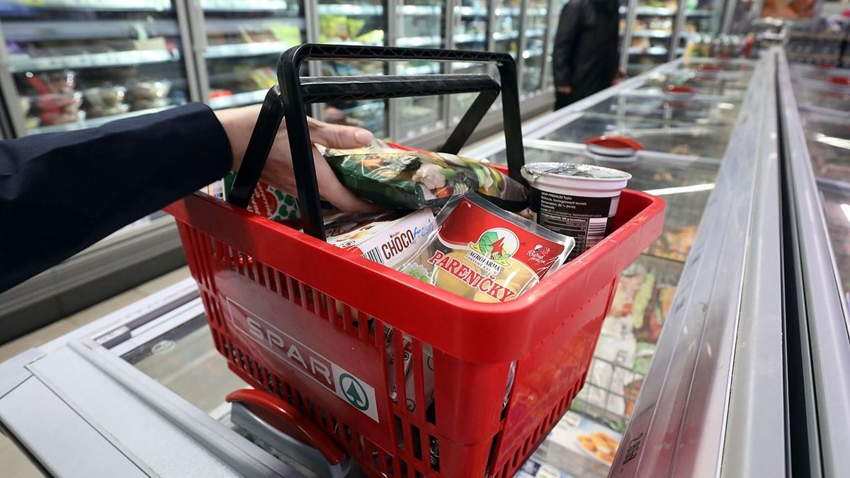 Trükköznek a boltokban a mérlegekkel, a SPAR most figyelmeztette a vásárlókat: ez károkozás