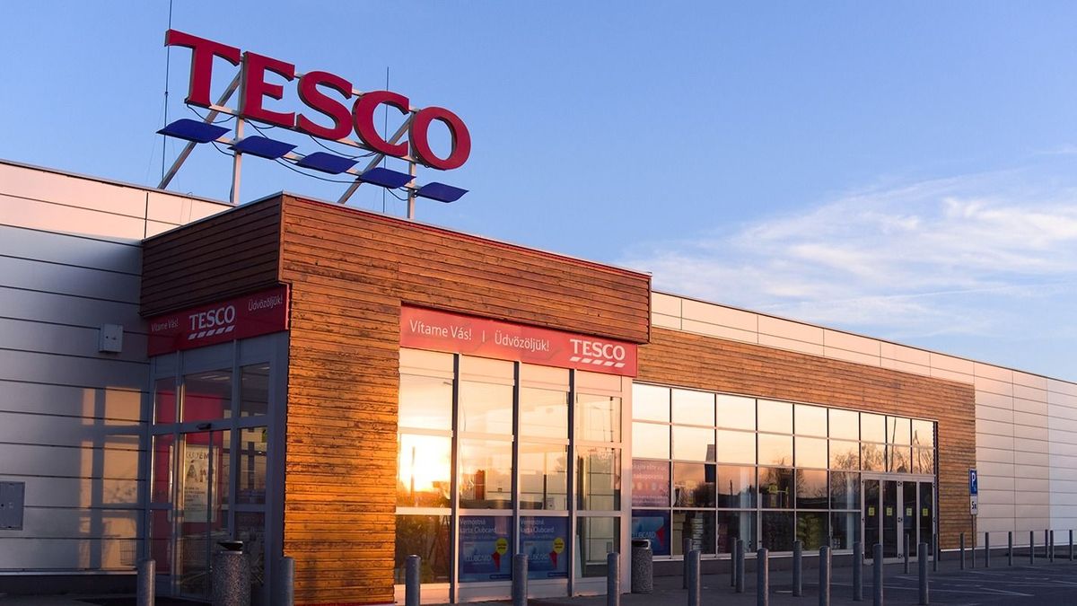 Vadul terjed a hír, hogy munkásszálló lehet a Tesco áruházából – kiderült az igazság