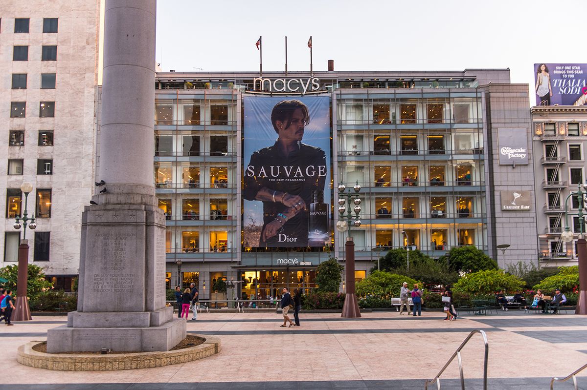 SAN FRANCISCO, USA - OCT 5, 2015: Johnny Deppe on Sauvage Dior promo of San Francisco. San Francisco is the cultural, commercial, and financial center of Northern CaliforniaSAN FRANCISCO, USA - OCT 5, 2015: Johnny Deppe on Sauvage Dior promo of San Francisco. San Francisco is the cultural, commercial, and financial center of Northern CaliforniaSAN FRANCISCO, USA - OCT 5, 2015: Johnny Deppe on Sauvage Dior promo of San Francisco. San Francisco is the cultural, commercial, and financial center of Northern California