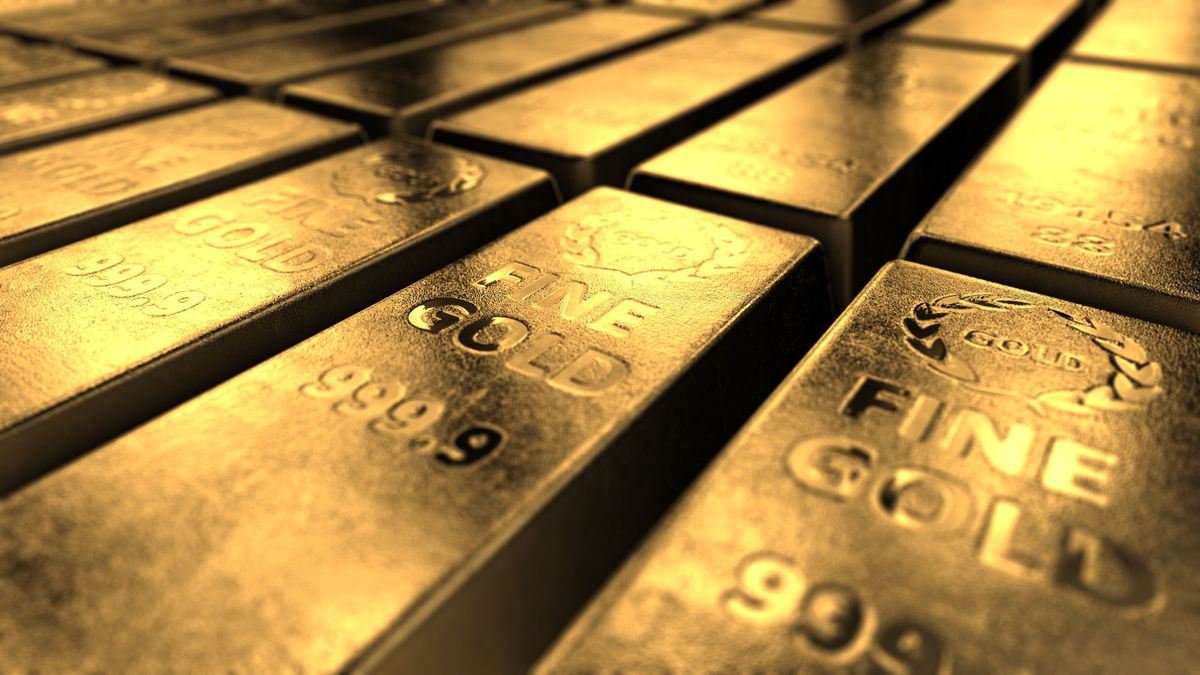 Close-up,View,Of,Shiny,Gold,Bars,Stacked,Up,In,Perfect