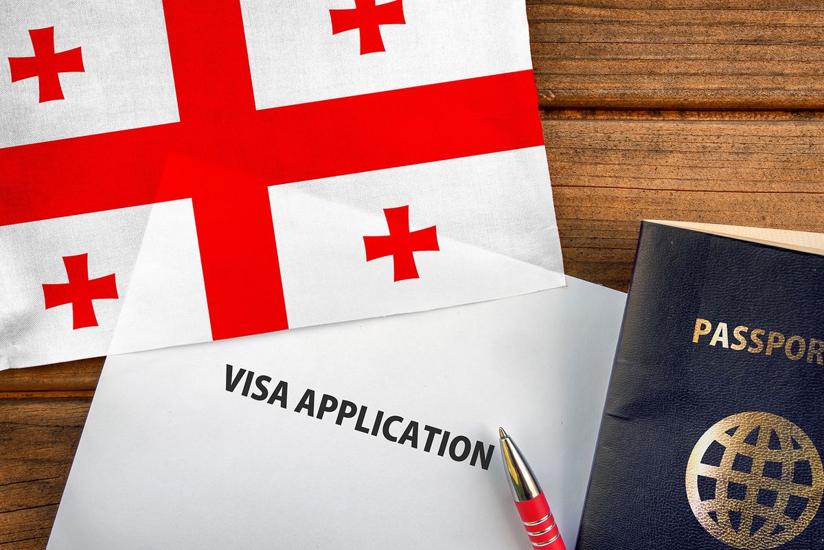 Visa,Application,Form,,Passport,And,Flag,Of,Georgia
Visa application form, passport and flag of Georgia
Olaj a tűzre az orosz-grúz kapcsolatokban a vízum eltörlése