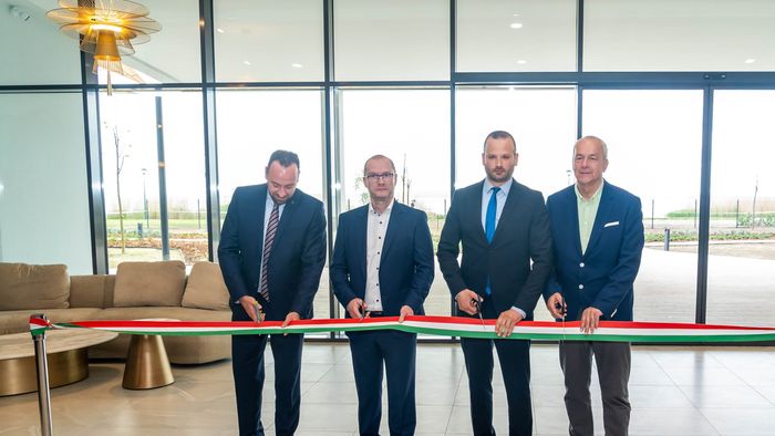Sirius Hotel Keszthely átadása