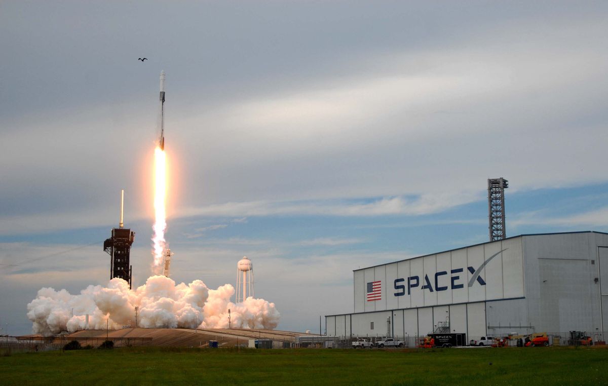 CAPE CANAVERAL, FLORIDA, UNITED STATES - MAY 21: A SpaceX Falcon 9 rocket with the Crew Dragon spacecraft lifts off from pad 39A at the Kennedy Space Center for the Axiom Space Mission 2 (Ax-2) on May 21, 2023 in Cape Canaveral, Florida. The four-person private astronaut Ax-2 crew, which will spend eight days on the International Space Station, includes former NASA astronaut Peggy Whitson, pilot John Shoffner, and Saudi Space Commission astronauts Ali Alqarni and Rayyanah Barnawi, the first Saudi woman to fly to space. Paul Hennesy / Anadolu Agency