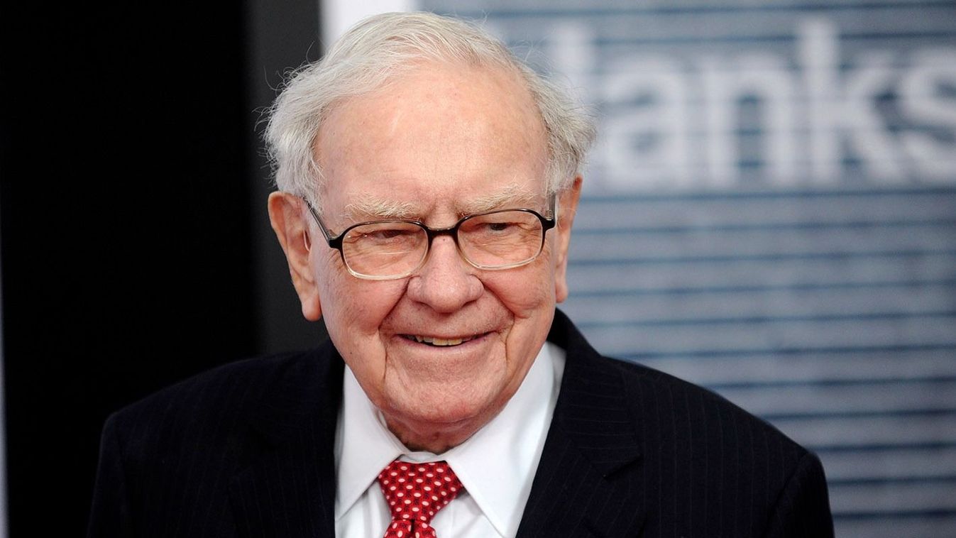 'The Post' Premiere in Washington, - Warren Buffett attends 'The Post' premiere at the  in 