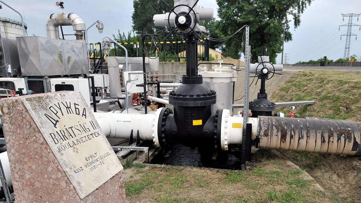 Szép magas olajtranzitdíjjal indul a jövő év