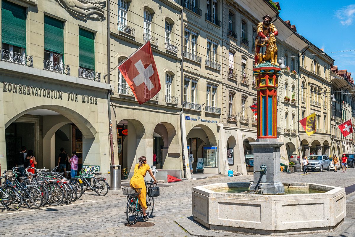 Bern,Switzerland,,,27,June,2020,:,Simsonbrunnen,Or,Samson
