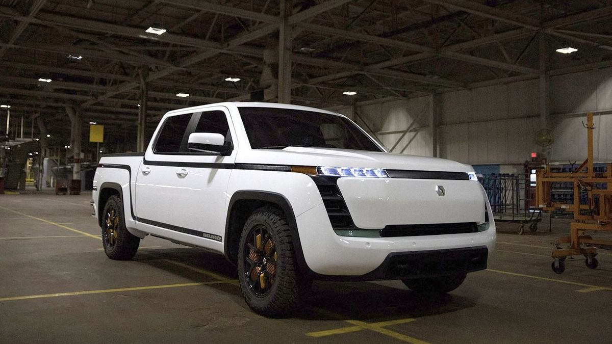 US-AUTOMOBILE-LAYOFFS-POLITICS-GMLordstown Motors, unveils their new electric pickup truck “Endurance” in Lordstown, Ohio, on October 15, 2020. The old GM factory has been acquired by Lordstown Motors, an electric truck startup. Workers at the General Motors factory in Lordstown, Ohio, listened when US President Donald Trump said companies would soon be booming. But two years after that 2017 speech, the plant closed. GM's shuttering of the factory was a blow to the Mahoning Valley region of the swing state crucial to the November 3 presidential election, which has dealt with a declining manufacturing industry for decades and, like all parts of the US, is now menaced by the coronavirus. (Photo by MEGAN JELINGER / AFP)