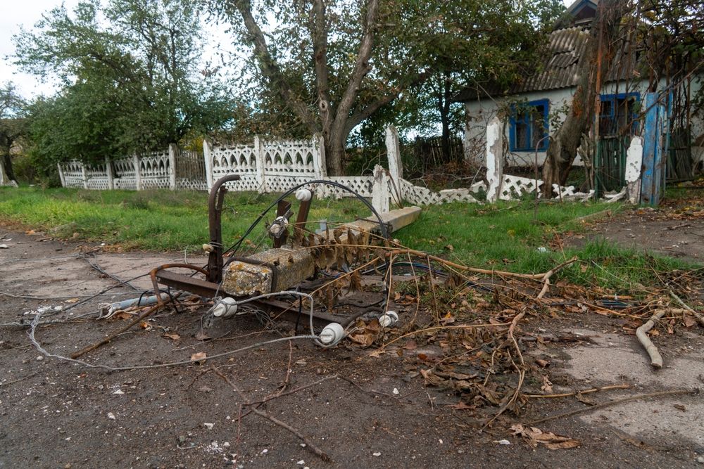 War,In,Ukraine.,2022,Russian,Invasion,Of,Ukraine.,Countryside.,Electrical
