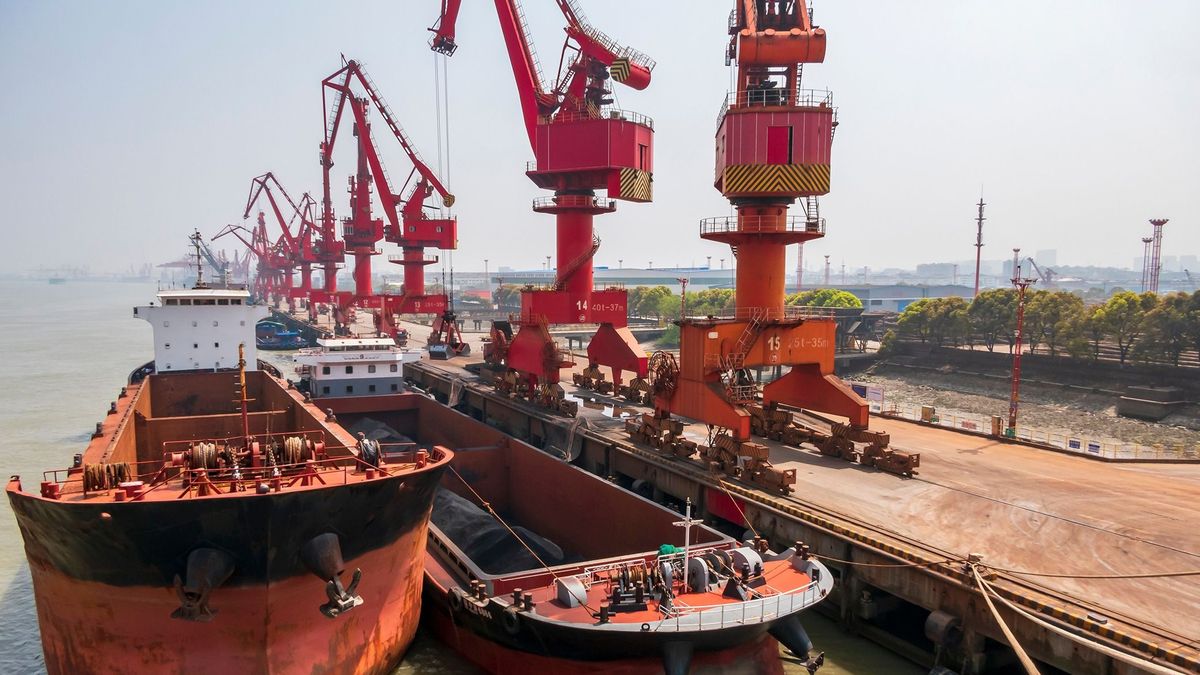 Zhangjiagang,,Suzhou,,Jiangsu,,China,-,March,28,2021:,Ships,Loading,Coal