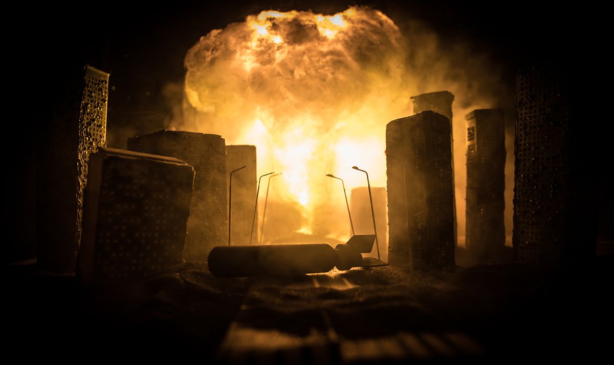 Nuclear,War,Apocalypse,Concept.,Explosion,Of,Nuclear,Bomb,In,City.
Nuclear war apocalypse concept. Explosion of nuclear bomb in city. City destroyed by atomic war. Creative artwork decoration in dark. Selective focus