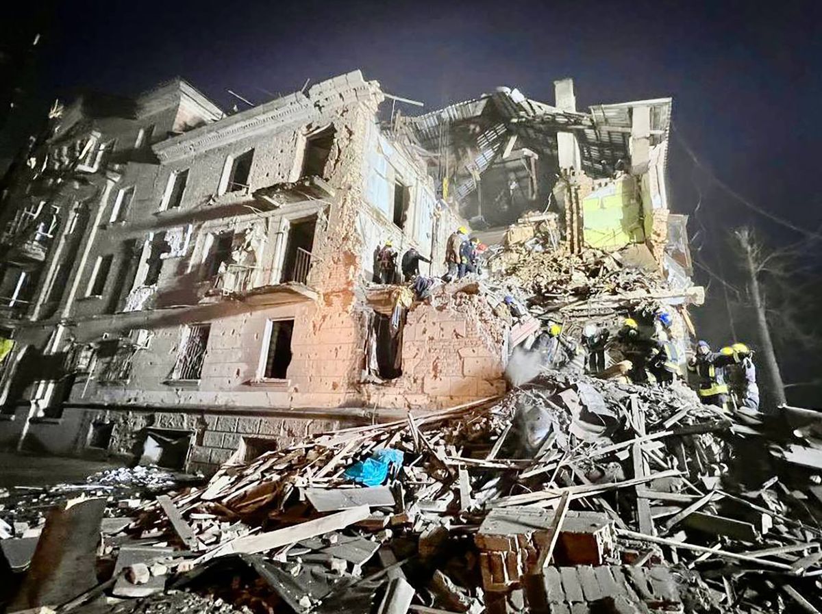 Rescuers Seek To Save Boy From Rubble Of Fatal Missile Attack On Homes In Kryvyi RihDecember 16, 2022, Kryvyi Rih, Dnipropetrovsk Oblast, Ukraine: These images show a house in Kryvyi Rih after it was hit by a Russian missile on Friday (16December2022).. .The Russian attack took three lives. A 64-year-old woman and a young couple died. Their little son still remained under the rubble of the house, according to Dnipropetrovsk regional governor Valentyn Reznichenko.. .Thirteen people were injured. Including four children - all of them are in the hospital...Where: Kryvyi Rih, Dnipropetrovsk Oblast, Ukraine.When: 16 Dec 2022.Credit: Valentyn Reznichenko/Dnipropetrovsk OVA/Cover Images..**EDITORIAL USE ONLY. MATERIALS ONLY TO BE USED IN CONJUNCTION WITH EDITORIAL STORY. THE USE OF THESE MATERIALS FOR ADVERTISING, MARKETING OR ANY OTHER COMMERCIAL PURPOSE IS STRICTLY PROHIBITED. MATERIAL COPYRIGHT REMAINS WITH STATED SUPPLIER. december 2022