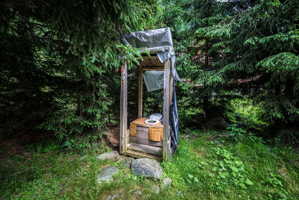 Outhouse,Next,To,Transfagarasan,Road,In,Southern,Section,Of,Carpathian