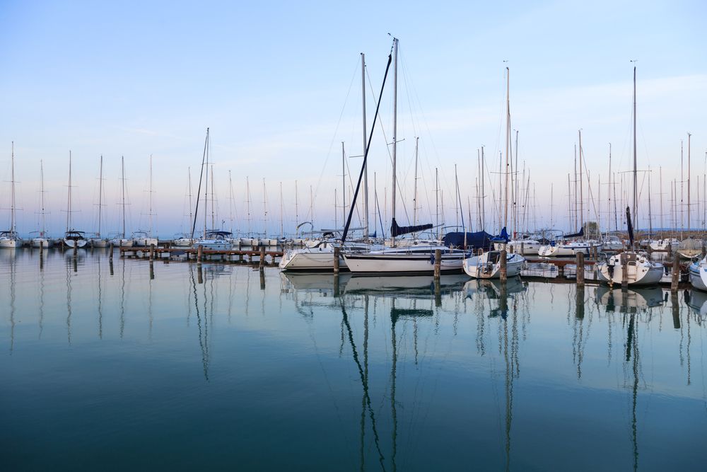 Sailing,Boats,In,The,Marina,,Lake,Balaton,,Hungary