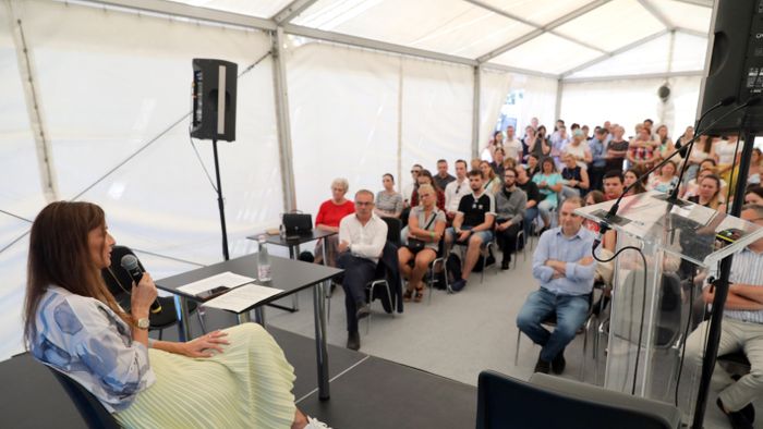 Világgazdaság állásbörze 2023 Westend