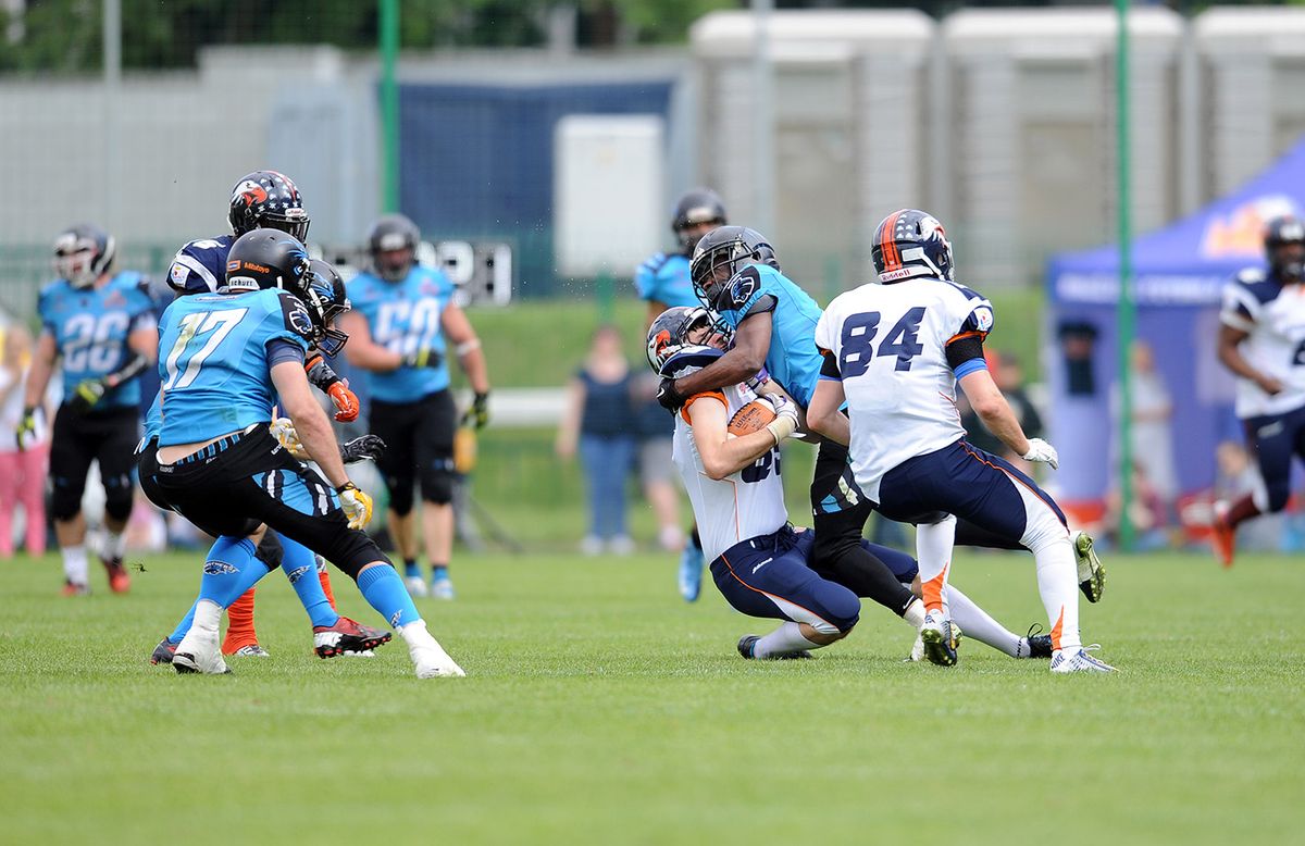 Warsaw,,Poland,-,May,24,,2015:,American,Football,Polish,TopWARSAW, POLAND - MAY 24, 2015: American Football Polish Top League match Warsaw Eagles and Wroclaw Panthers