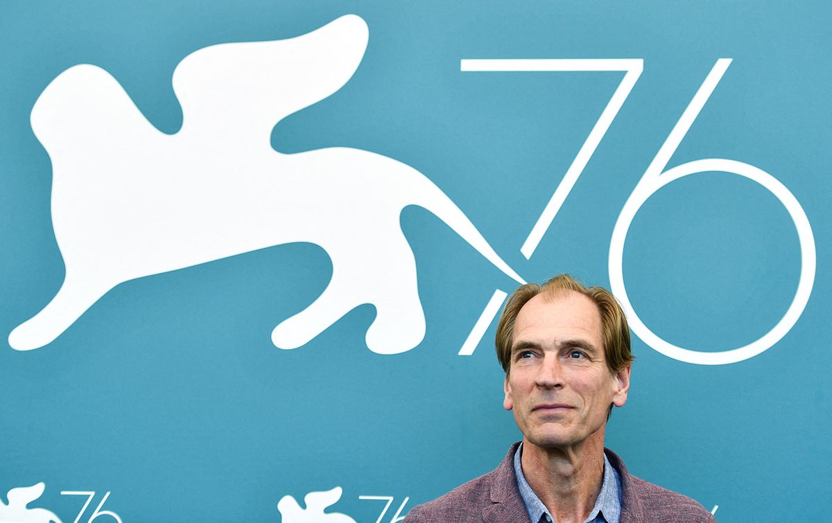 (FILES) British actor Julian Sands poses during the photocall for the movie "The Painted Bird" of Czech director Vaclav Marhoul, presented in competition on September 3, 2019 during the 76th Venice Film Festival at Venice Lido. Hikers found human remains in California's Mount San Antonio area, local authorities said on June 24, 2023, around the same area where British actor Julian Sands went missing five months ago. (Photo by Alberto PIZZOLI / AFP)