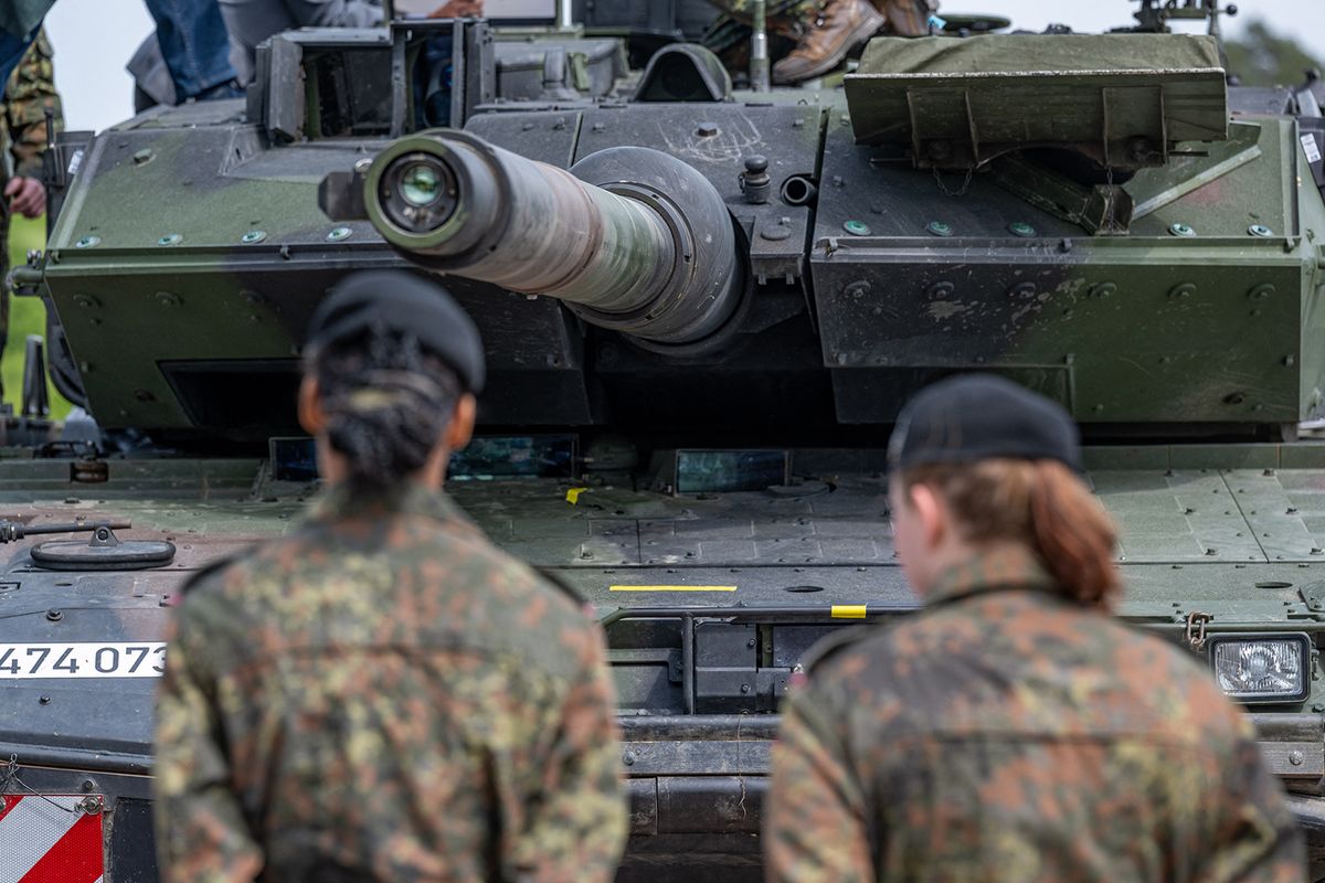 Leopard II main battle tank