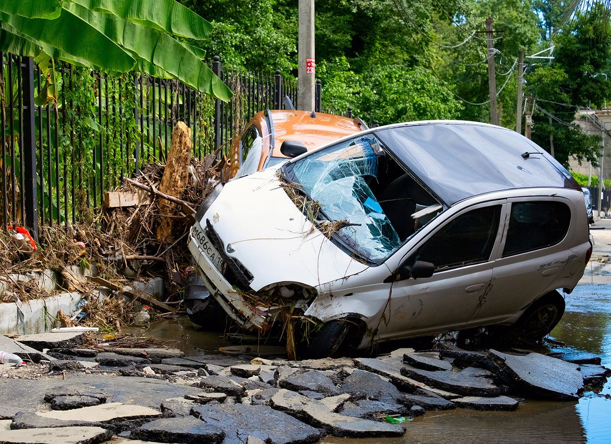 July,24,,2022,,Sochi,,Russia,-,Destroyed,Cars,After,Tropical