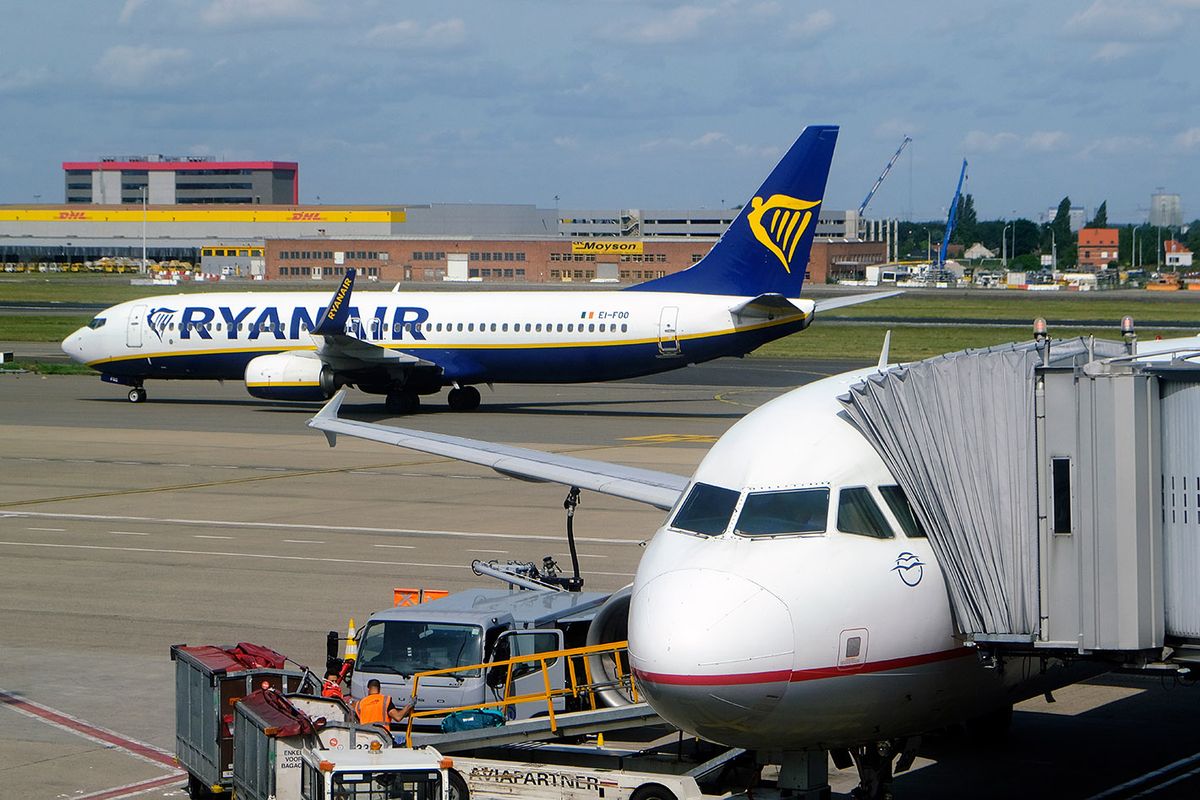 Airplanes,Of,Ryanair’s,Low,Cost,Company,Sits,On,Tarmac,In