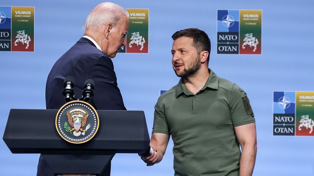 G7 Leaders Meeting With Volodymyr Zelenskyy In Vilnius
U.S. President Joe Biden shakes hand of Ukrainian President Volodomyr Zelensky during G7 Declaration of Joint Support for Ukraine during the high level NATO summit in Litexpo Conference Centre in Vilnius, Lithuania on July 12, 2023. The leaders of G7 countries invite the President of Ukraine Volodymyr Zelensyy to present a Kyoto summit's agreement that specifies the organization's help for war torn Ukraine (Photo by Dominika Zarzycka/NurPhoto) (Photo by Dominika Zarzycka / NurPhoto / NurPhoto via AFP)