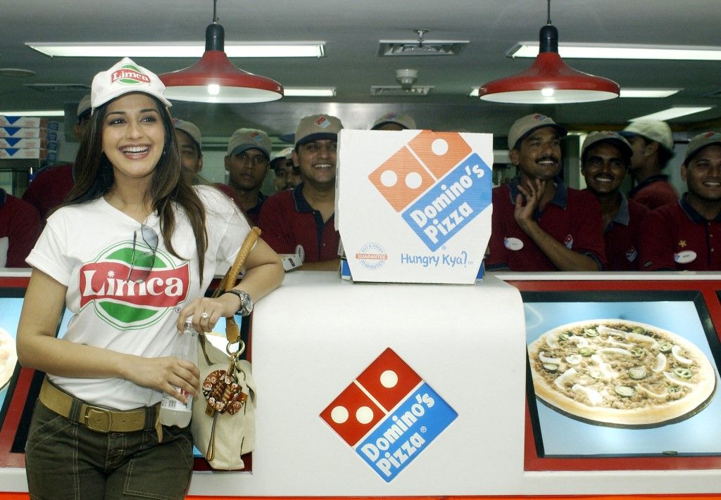 INDIA-BOLLYWOOD-DOMINOS-BENDRE