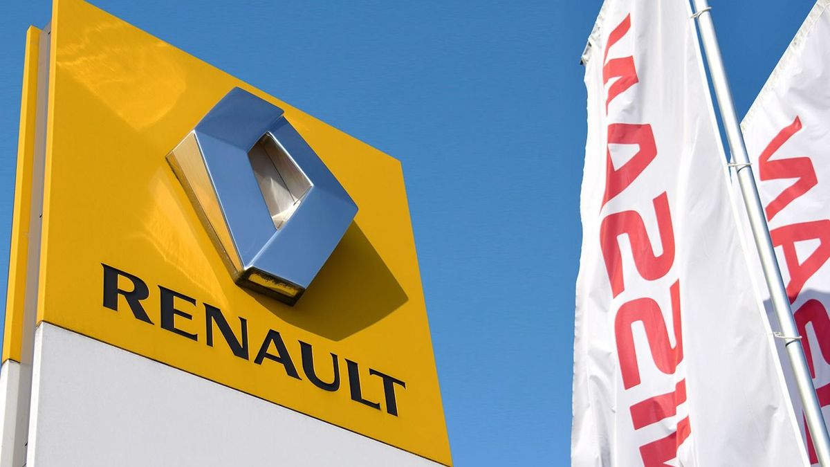 Celle,,Lower,Saxony,/,Germany,-,May,22,,2018:,Official
Celle, Lower Saxony / Germany - May 22, 2018: official dealership sign of Nissan against blue sky in Celle, Germany - Nissan is a Japanese multinational automaker
illuszztráció, saj.szerk.