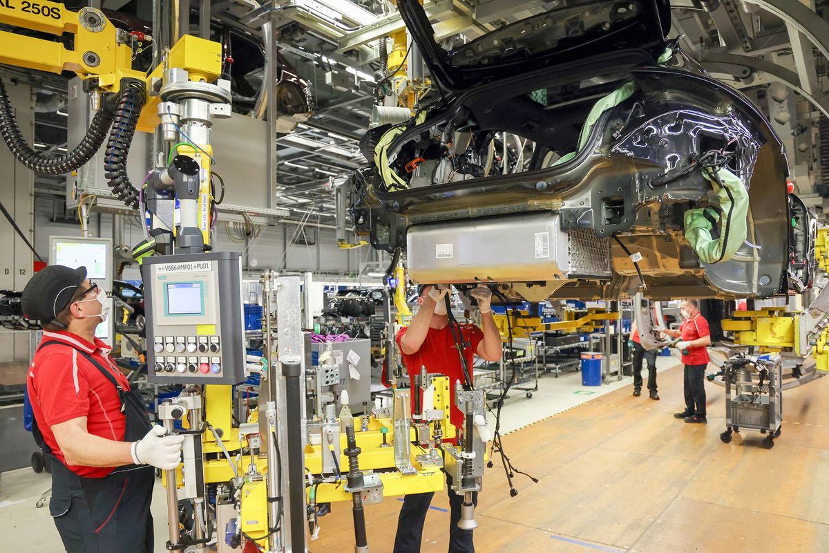 Production at the Porsche plant in Leipzig