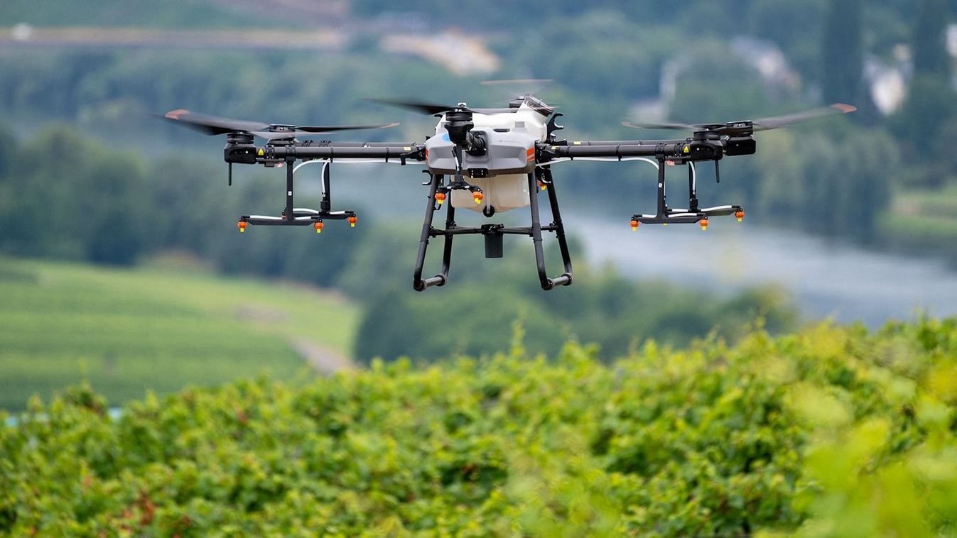 Demonstration "Innovative drone use in steep slope viticulture"