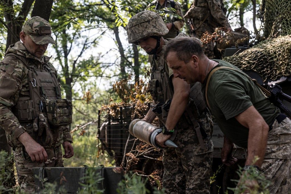 Ukrainian soldiers deployed on the Bakhmut frontline       