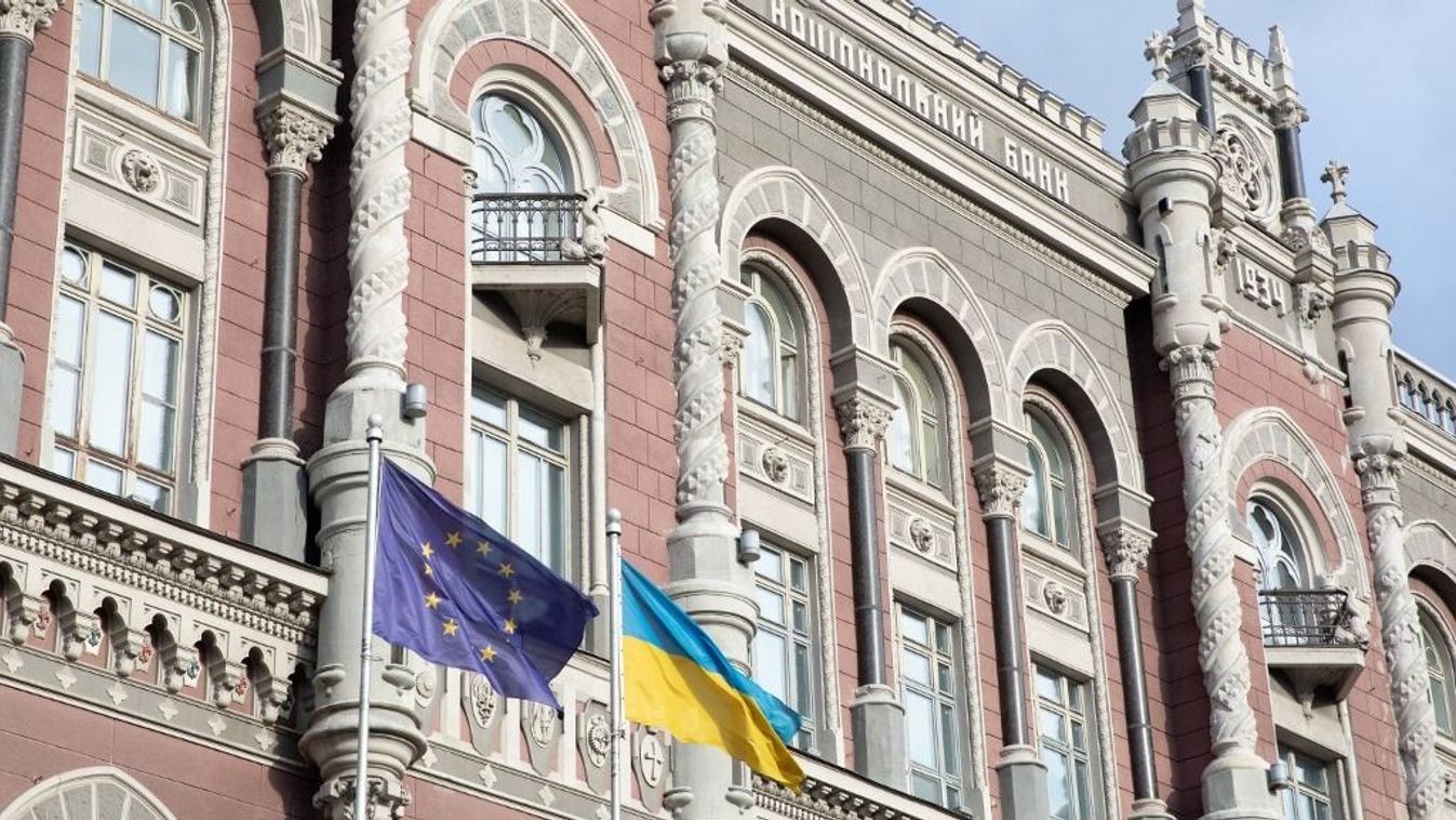 Daily Life In KyivUkrainian and EU flags flutter in front of National Bank building in Kyiv, Ukraine, February 3, 2020. (Photo by Sergii Kharchenko/NurPhoto) (Photo by Sergii Kharchenko / NurPhoto / NurPhoto via AFP)