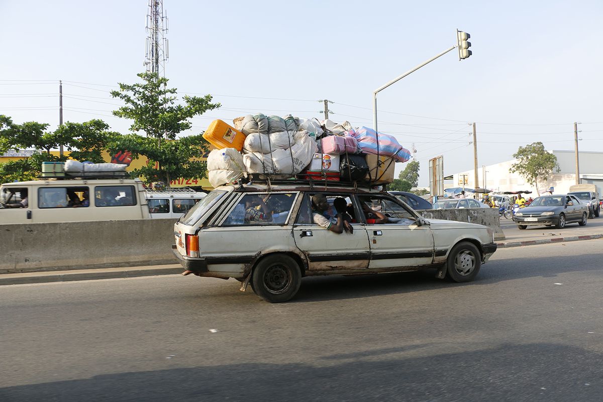 Cotonou,Benin,April,14,2014,Overloaded,Car,In,Benin