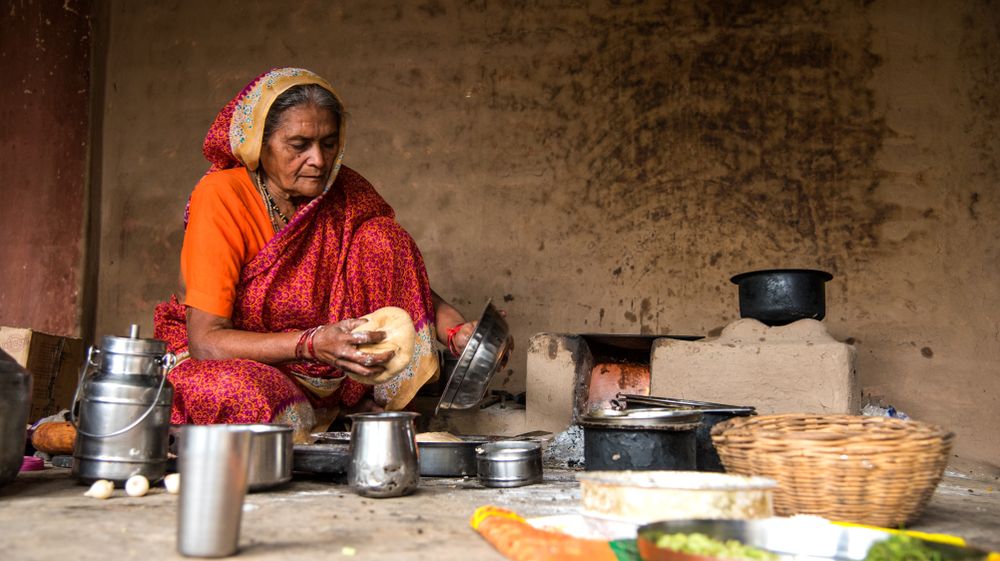 Chikhaldara,,Maharashtra,-,August,28,,2018:,An,Unidentified,Old,Woman