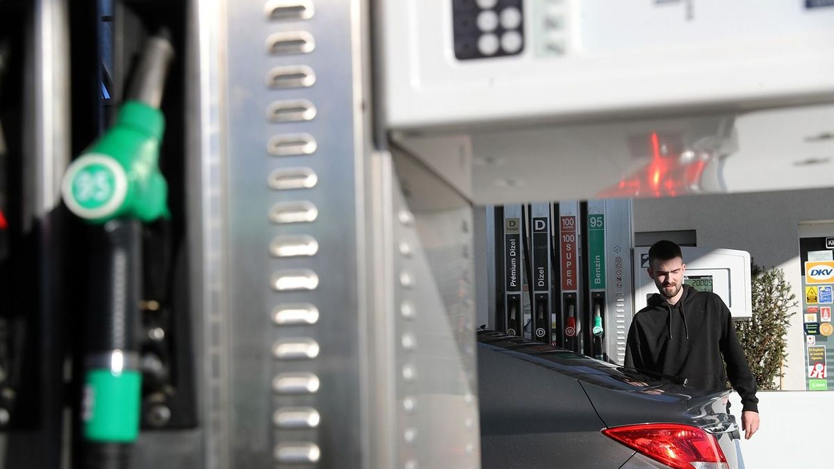 Friss üzemanyagárak: megjelent a szerdai változás – nem igazolódott be a félelem az izraeli háború miatt