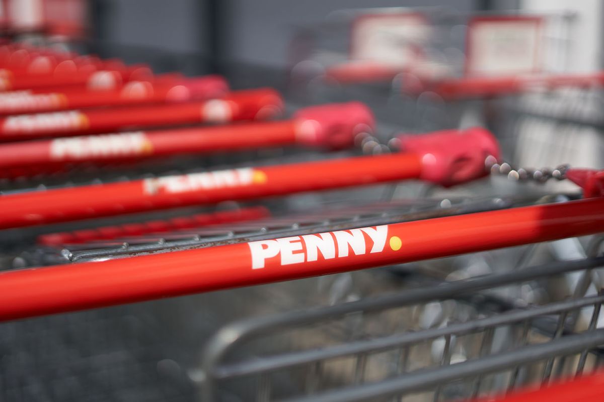 Goppingen,,Germany,-,May,23,,2021:,Shopping,Carts,From,Penny