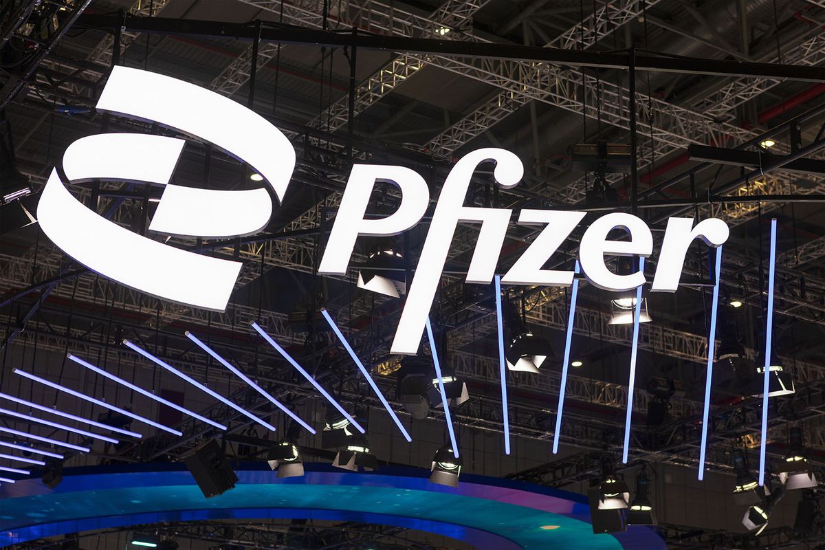 Shanghai,,China-,Nov.,6,,2022:,Pfizer,Sign,Is,Seen,During
SHANGHAI, CHINA- NOV. 6, 2022: Pfizer sign is seen during the fifth China International Import Expo (CIIE). 