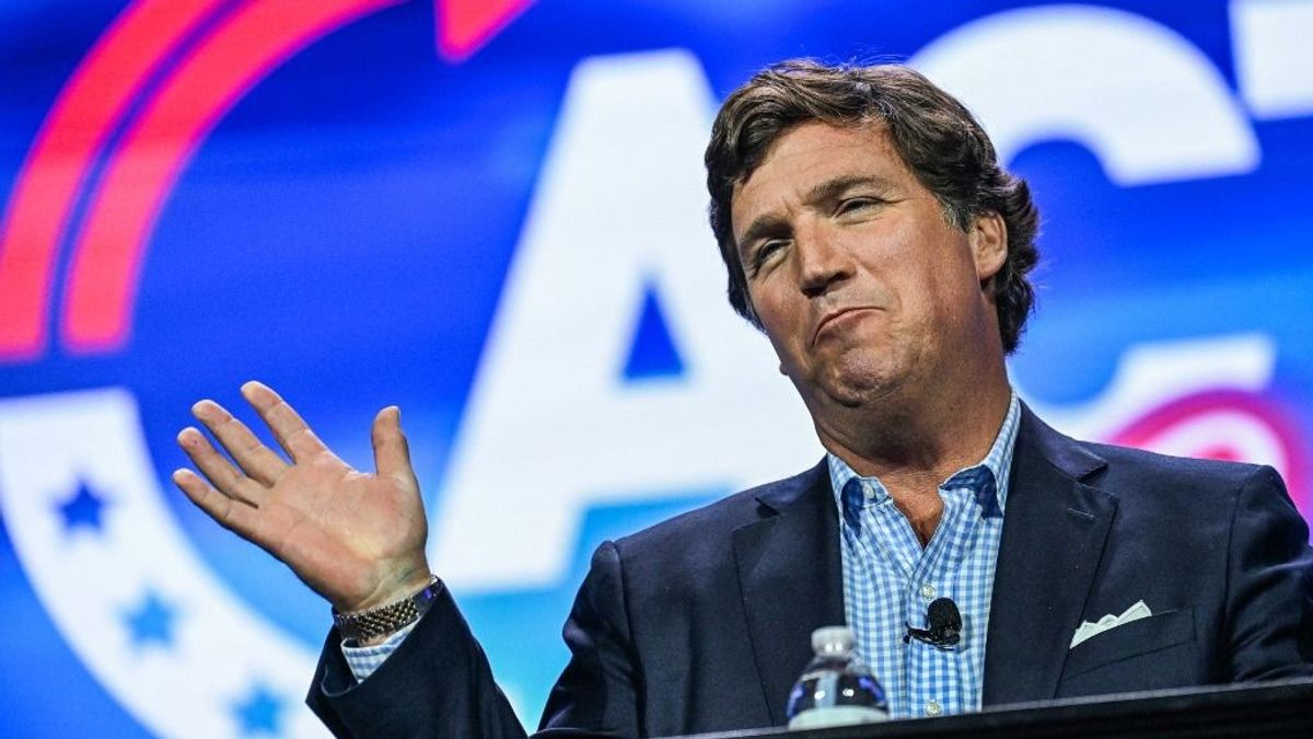 Tucker Carlson: nem a rendőr, hanem túladagolás végzett George Floyddal