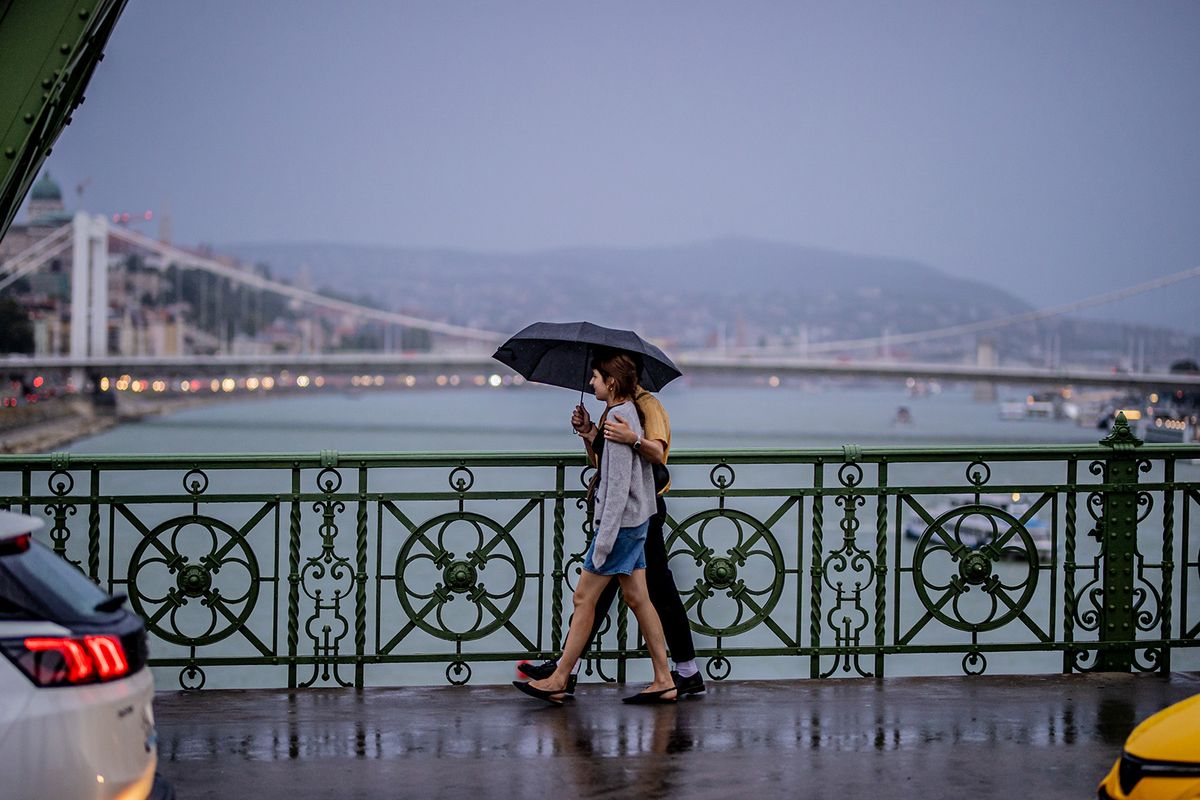 20230801 Budapest, 
Esős, szeles időjárás illusztráció.
Fotó: Csudai Sándor (CSS)
Origo