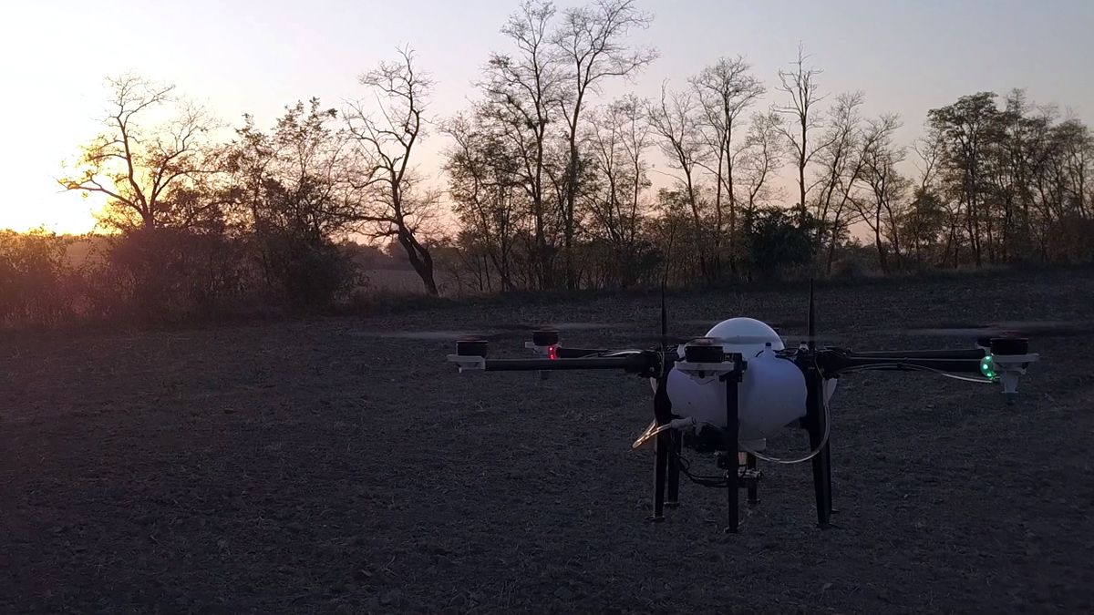 Clue Drone
permetező, robot, drón, mezőgazdaság, agrárium,