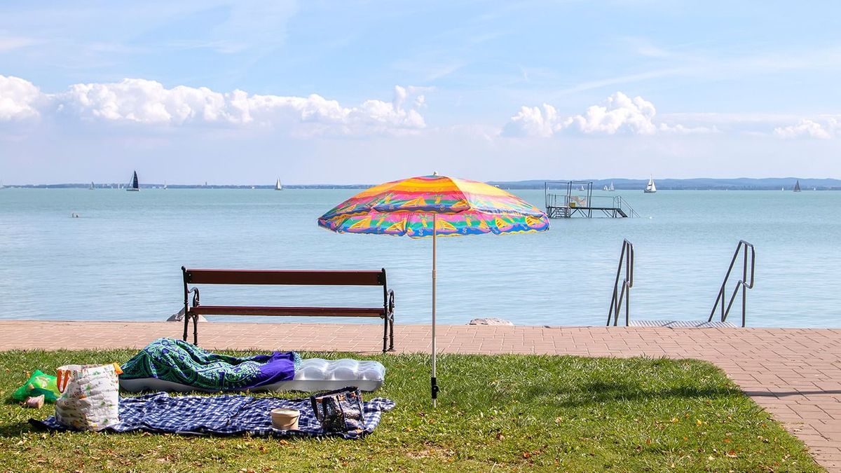 Retro,Feeling,In,The,Lake,Balaton.,Summer,Holiday,Still,Life