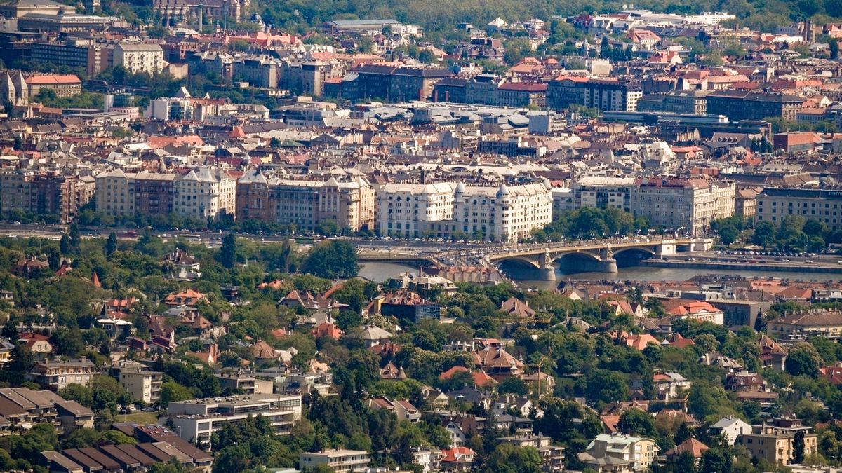 Hétszázszoros az árkülönbség Magyarország legolcsóbb és legdrágább utcái között