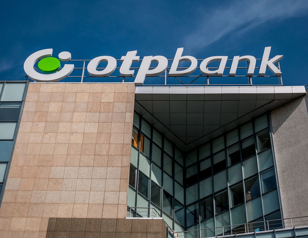 Bucharest/romania,-,05.16.2020:,Otp,Bank,Headquarters,And,Offices,In,A