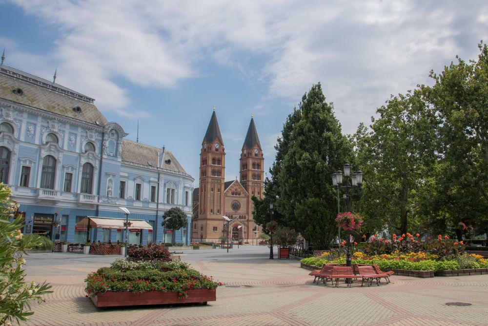 Panoramic,View,Of,Main,Square,With,Church,In,Hungarian,City,
