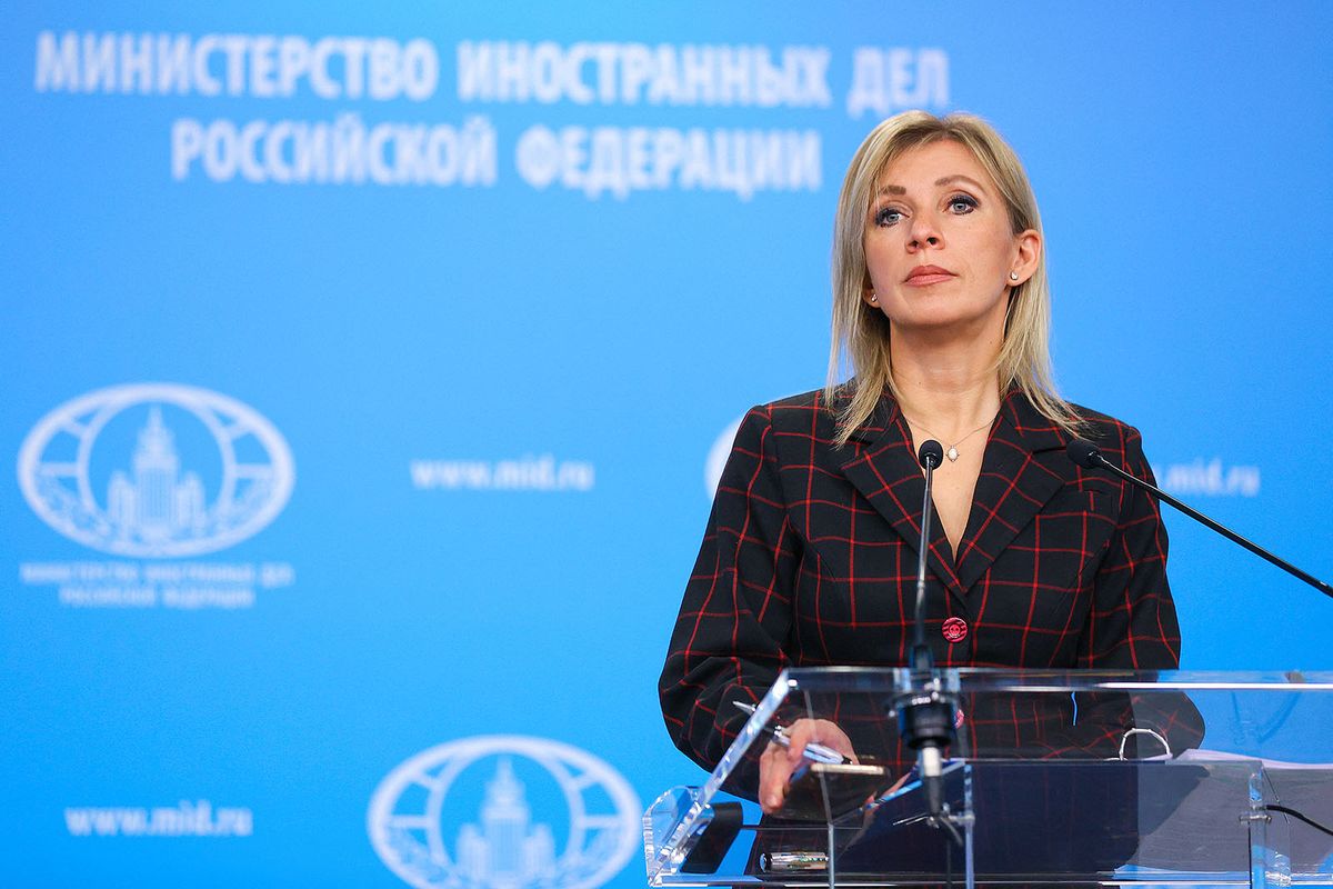 Russian Foreign Ministry Spokesperson Maria Zakharova
MOSCOW, RUSSIA DECEMBER 01: (----EDITORIAL USE ONLY – MANDATORY CREDIT - "RUSSIAN FOREIGN MINISTRY PRESS OFFICE / HANDOUT" - NO MARKETING NO ADVERTISING CAMPAIGNS - DISTRIBUTED AS A SERVICE TO CLIENTS----) Russian Foreign Ministry Spokesperson Maria Zakharova gives a weekly press briefing at the Russian Foreign Ministry, in Moscow, Russia on December 01, 2021. Russian Foreign Ministry Press Office / Handout / Anadolu Agency (Photo by Russian Foreign Ministry Press O / ANADOLU AGENCY / Anadolu Agency via AFP)
Maria Zaharova szeptember 11-hez hasonlította a Moszkva elleni dróntámadást.