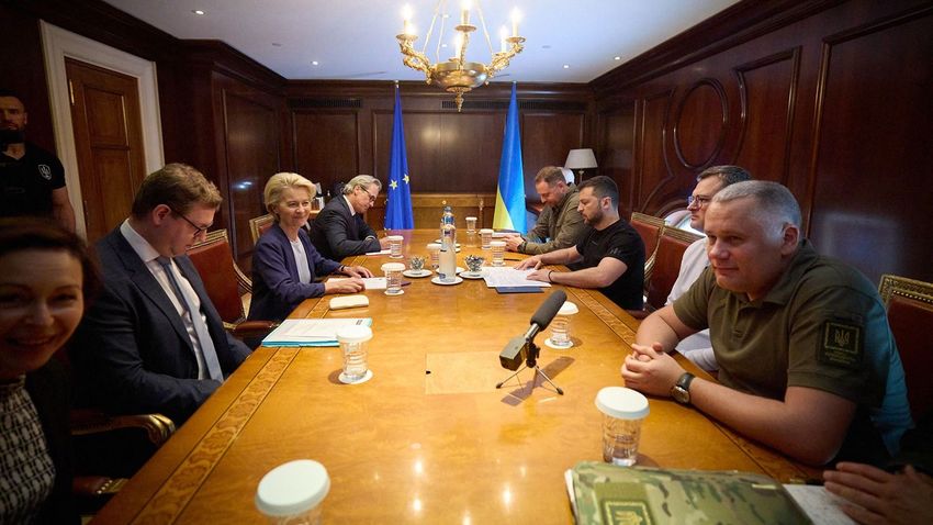 Οι χώρες των Βαλκανίων και της Ανατολικής Ευρώπης υπογράφουν δήλωση υποστήριξης προς την Ουκρανία στην Αθήνα