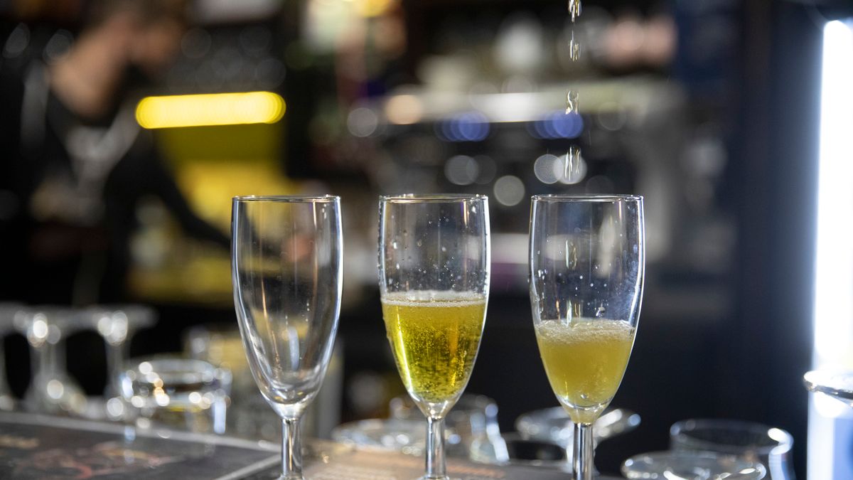 Az AI előretör, a gazdasági környezet javul, marad a bizonytalanság – ezt várják a magyar vezetők 2024-től