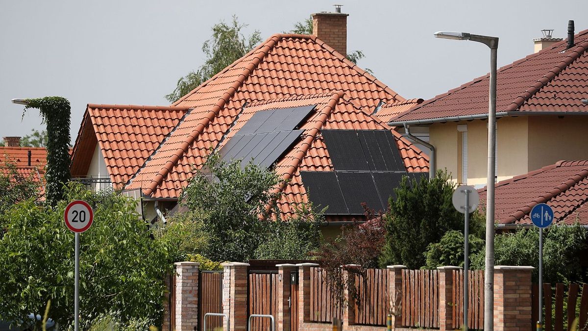 Őrült tempójú fejlesztés folyik a napelemesek érdekében