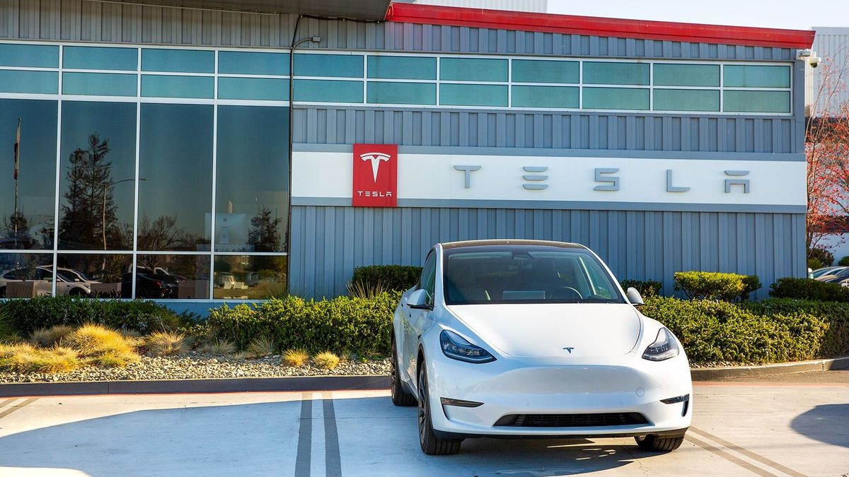 Erdogan azt akarja, hogy Musk építsen Törökországban egy Tesla-gyárat