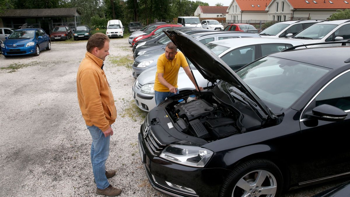 Kisebb gázfröccsöt kapott a magyar használtautó-piac